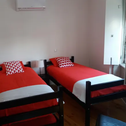 Rent this 1 bed apartment on Odete Bakery in Rua Santo Ildefonso 478, 4000-467 Porto