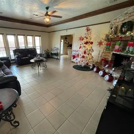 Image 8 - 6951 Glen Willow Drive, Beaumont, TX 77706, USA - House for sale