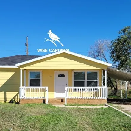 Rent this 3 bed house on 440 South 2nd Street in Slaton, TX 79364