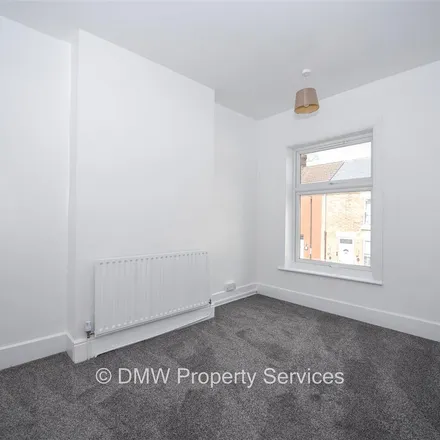 Image 7 - Bridge Street, Langley Mill, NG16 4EE, United Kingdom - Townhouse for rent