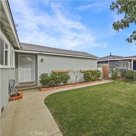 Image 3 - 1991 East Gladstone Street, Glendora, CA 91740, USA - House for sale