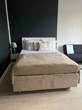 Rent this 1 bed apartment on Hüttenstraße 115 in 40227 Dusseldorf, Germany