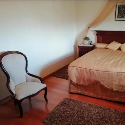 Rent this 8 bed room on Rua Brincos de Princesa in 2710-089 Sintra, Portugal
