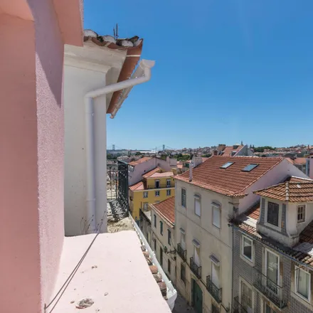 Image 6 - Rua do Monte Olivete, 1250-127 Lisbon, Portugal - Apartment for rent