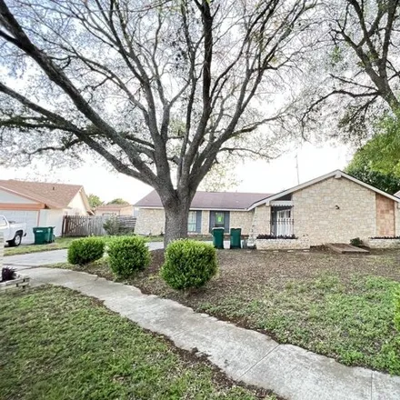 Rent this 4 bed house on 11701 Smoking Oaks in Live Oak, Bexar County