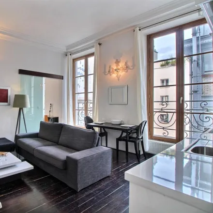 Image 3 - 10 bis Rue Bailleul, 75001 Paris, France - Apartment for rent