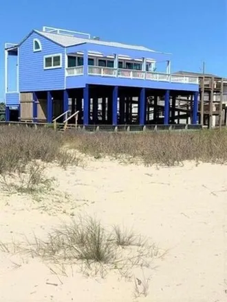 Buy this 3 bed house on Teramar Beach in Bay Harbor, Galveston
