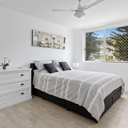 Image 2 - 14 Third Avenue, Palm Beach QLD 4221, Australia - Apartment for rent