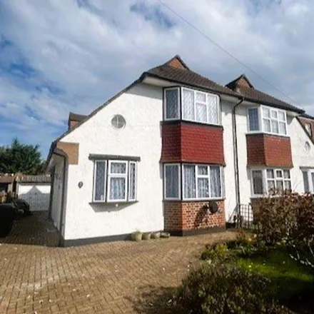 Rent this 3 bed duplex on Kneller Road in London, KT3 5ND