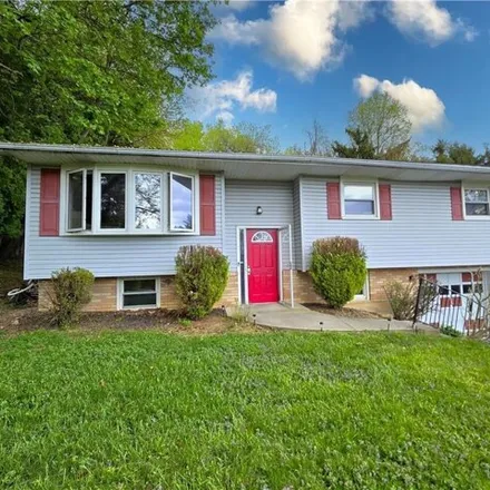Image 2 - 925 Whittier Drive, Allentown, PA 18103, USA - House for sale