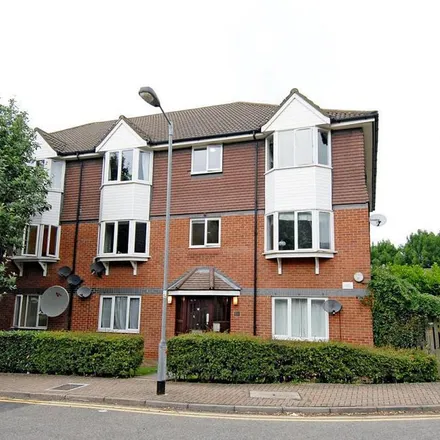 Rent this 2 bed apartment on Bunning Way in London, N7 9UN