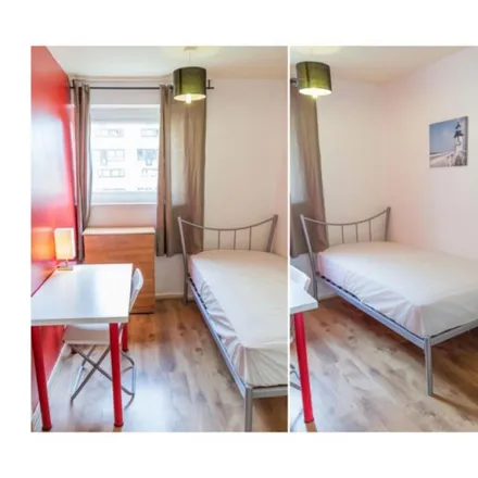 Rent this 5 bed room on Kelshall Court in Brownswood Road, London