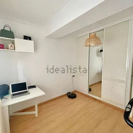 Image 2 - Calle San Jacinto, 59, 41010 Seville, Spain - Apartment for rent