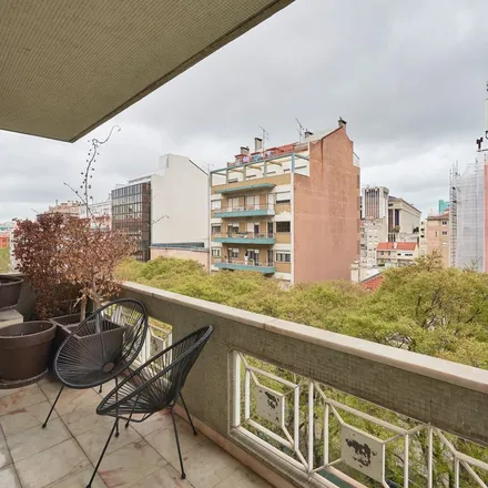 Image 1 - Sophia, Avenida Defensores de Chaves, 1000-290 Lisbon, Portugal - Apartment for rent