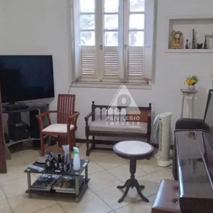 Buy this 2 bed apartment on Creche Municipal Solange Maria Magalhaes in Rua Senador Nabuco, Vila Isabel