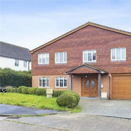 Image 1 - 9 The Paddock, Guildford, GU1 2RG, United Kingdom - House for sale