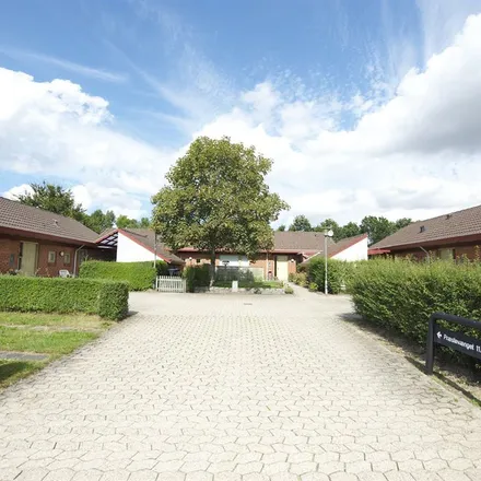 Rent this 1 bed apartment on Helleskovvej 9 in 7480 Vildbjerg, Denmark