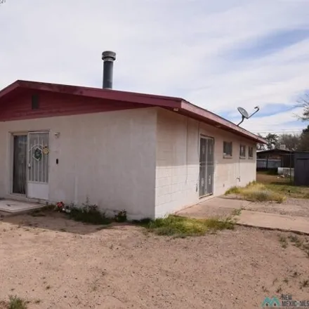 Image 1 - 274 East Olive Street, Deming, NM 88030, USA - House for sale
