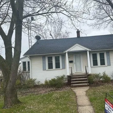 Buy this 2 bed house on 5006 Brady Street in Swartz Creek, MI 48473