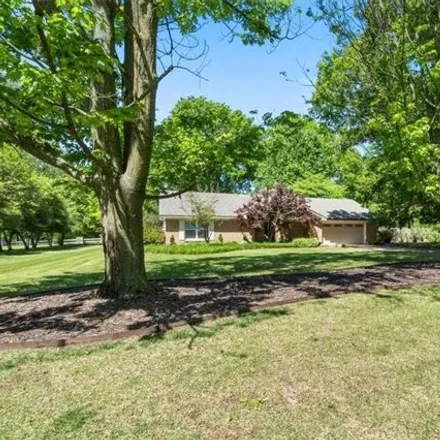 Image 3 - 212 Western Hills Drive, Siloam Springs, AR 72761, USA - House for sale