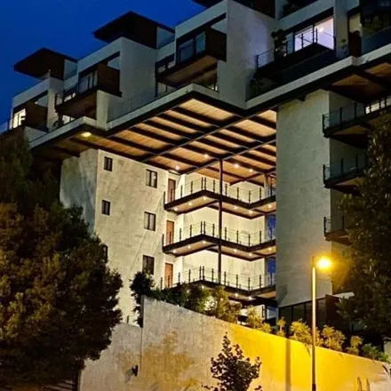Buy this 3 bed apartment on Privada General Miguel Miramón in Lomas Verdes 5ta Sección, 53126 Naucalpan de Juárez