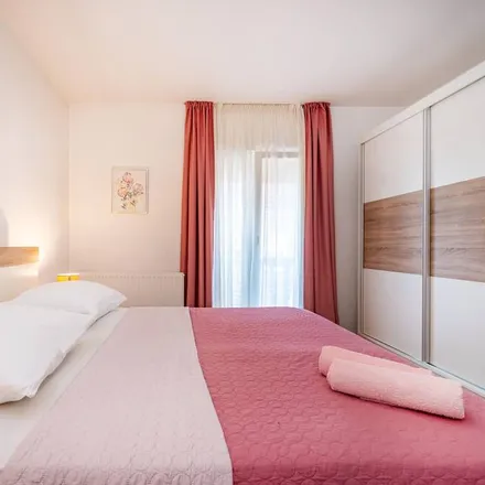 Rent this 5 bed duplex on Posedarje in Jadranska ulica, 23242 Općina Posedarje