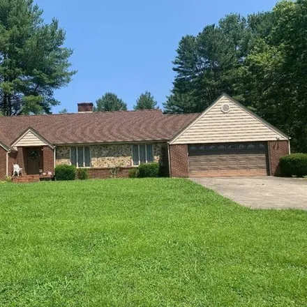 Buy this 4 bed house on 769 Evergreen Road in Flat Lick, Knox County