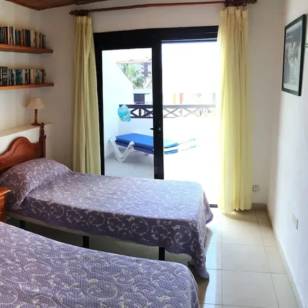 Rent this 3 bed apartment on 38650 Los Cristianos