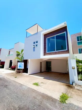 Buy this studio house on Calle Boulevard del Sol in Lomas del Sol, 95264 Kilómetro Cuatro