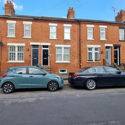 Buy this 3 bed townhouse on Washington Street in West Northamptonshire, NN2 6NL