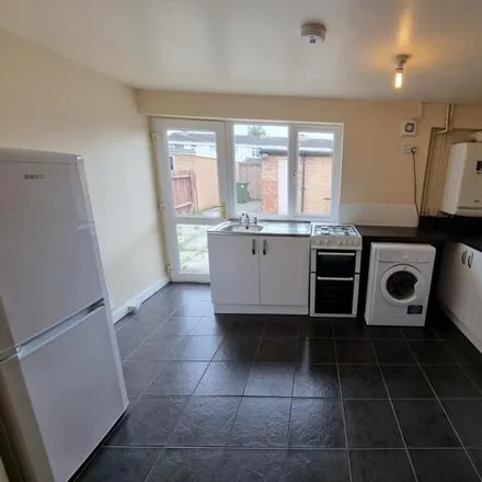 Image 2 - Marloes Walk, Royal Leamington Spa, CV31 1PA, United Kingdom - Townhouse for rent