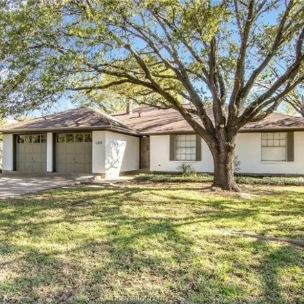 Rent this 4 bed house on 1271 Charles Court in College Station, TX 77840
