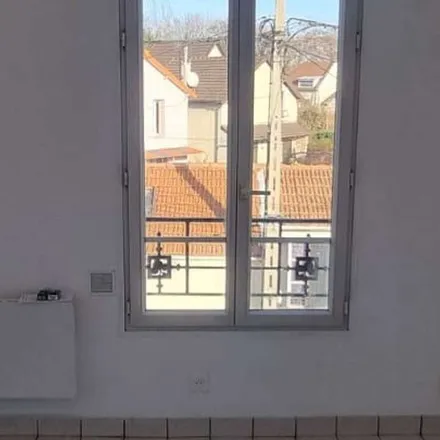 Rent this 2 bed apartment on 2 Rue Édouard Vaillant in 93350 Le Bourget, France