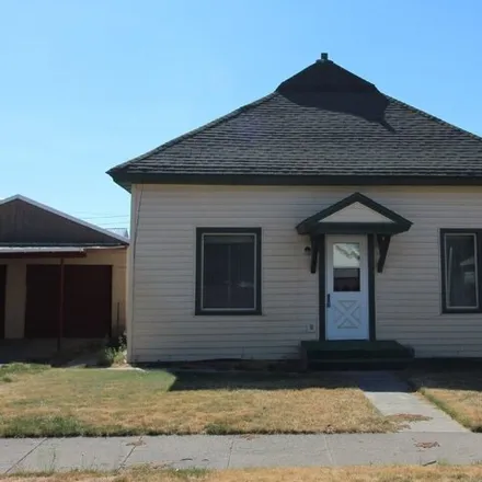 Buy this 2 bed house on 101 West 4th Avenue in Odessa, Lincoln County