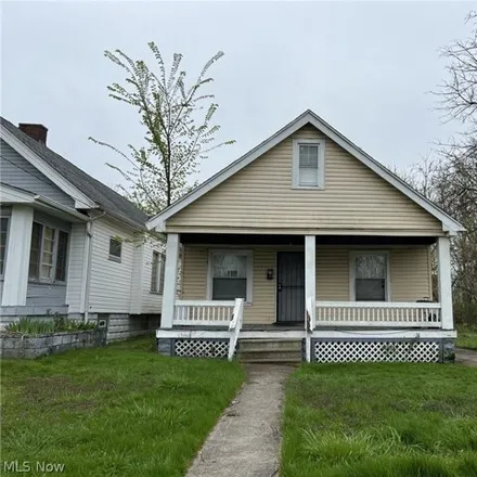Image 1 - 12178 Revere Avenue, Cleveland, OH 44105, USA - House for sale