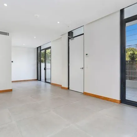 Image 2 - IGA, Newcombe Street, Paddington NSW 2021, Australia - Apartment for rent