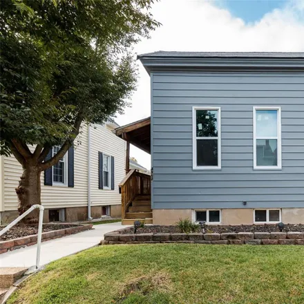 Buy this 1 bed house on 4962 Quincy Street in Saint Louis, MO 63109