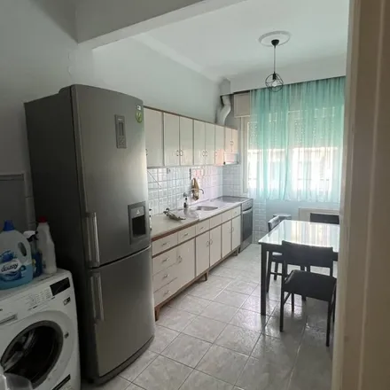 Rent this 3 bed apartment on Κέντρο Ενημέρωσης in Κύπρου, Drama