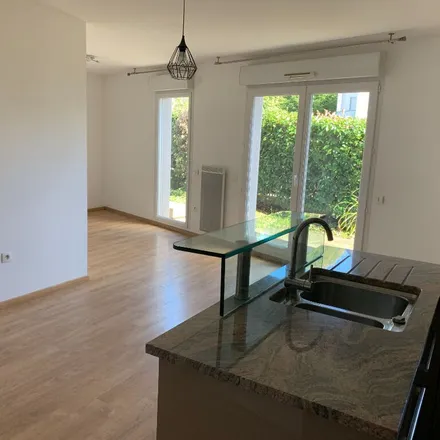 Rent this 1 bed apartment on 33 Rue de Bretagne in 44880 Sautron, France