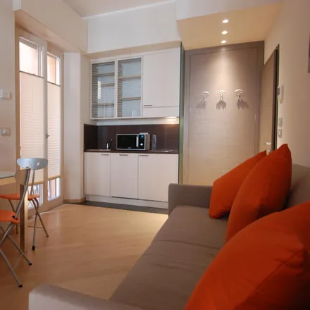 Image 6 - Via Francesco Rizzoli, 18, 40125 Bologna BO, Italy - Apartment for rent