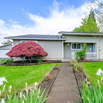 Buy this 4 bed house on 125 Geary Street Northeast in Albany, OR 97321