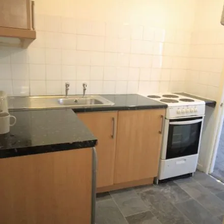 Rent this 1 bed apartment on Kelso Road in Leeds, LS2 9PP