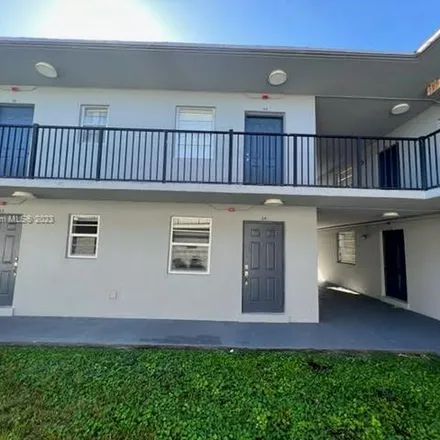 Image 7 - 4250 Southwest 67th Avenue, South Miami, FL 33155, USA - Apartment for rent