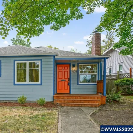 Buy this 2 bed house on 1975 D Street Northeast in Salem, OR 97301