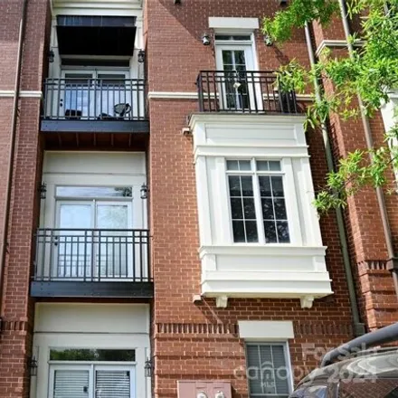 Buy this 1 bed condo on 729 Garden District Drive in Charlotte, NC 28202