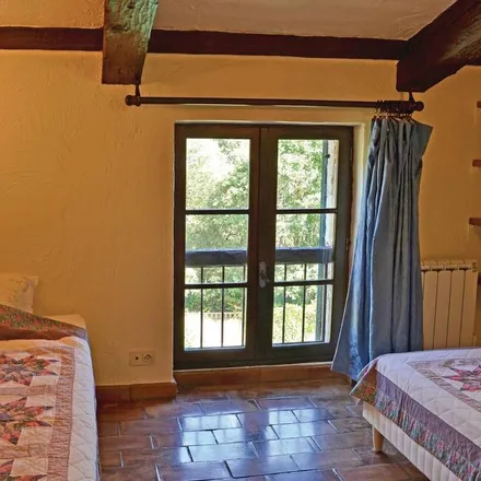 Rent this 3 bed house on 06550 La Roquette-sur-Siagne