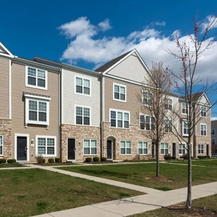 Buy this 2 bed condo on 389 Autumn Ridge Circle in Pickerington, OH 43147