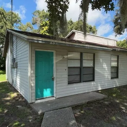 Rent this 2 bed duplex on Lakeland Linder International Airport in 3900 Don Emerson Drive, Lakeland