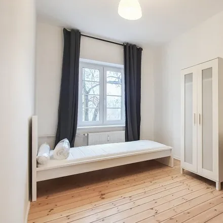 Rent this 5 bed room on Aronsstraße 86 in 12057 Berlin, Germany