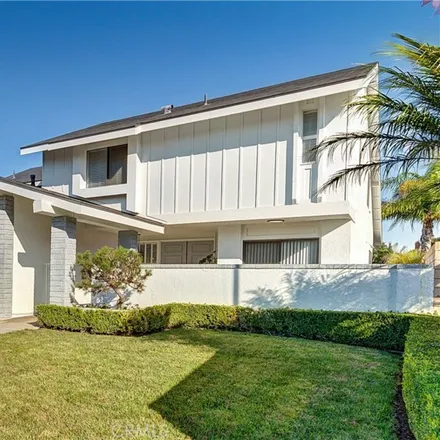 Image 2 - 18182 Foss Lane, Huntington Beach, CA 92648, USA - House for sale